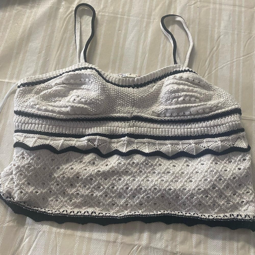 Pink Republic Cream and black trim crocheted pointelle pattern tank top - Picture 5 of 8